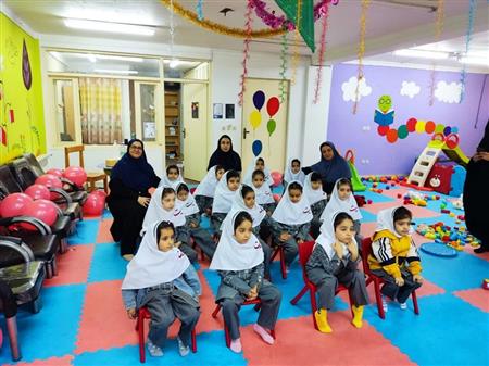 اجرای برنامه های فرهنگی با مشارکت مدارس در بخش کودک