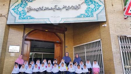 بازدید مدارس از کتابخانه