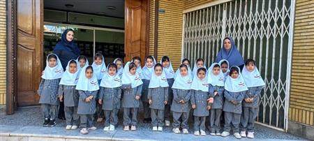 بازدید مدارس از کتابخانه